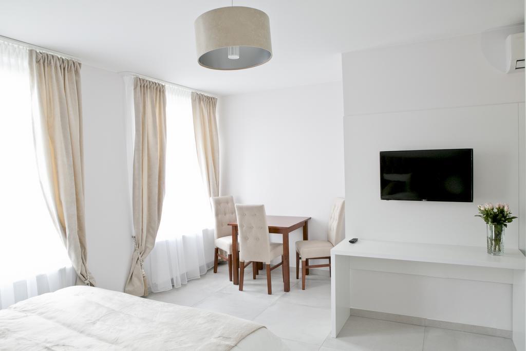 Elegant City Center Apartment 7A Krasków Exterior foto